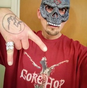 Meet your Posher, Anthony